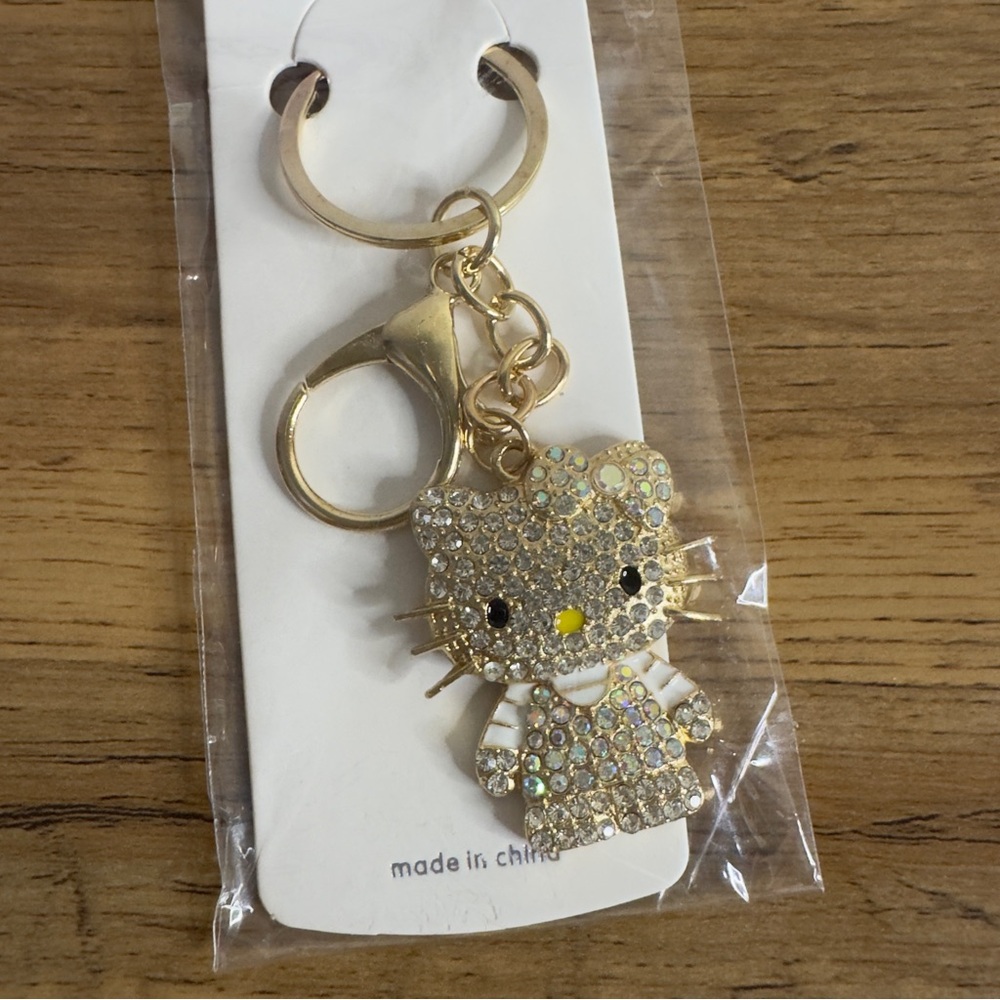 Hello Kitty Bundle, Wallet/Wristlet, Keychain and… - image 4